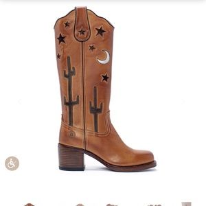 Ranch Road Boots Hibiscus Desert Talk Womens western boot size 7. NWT.